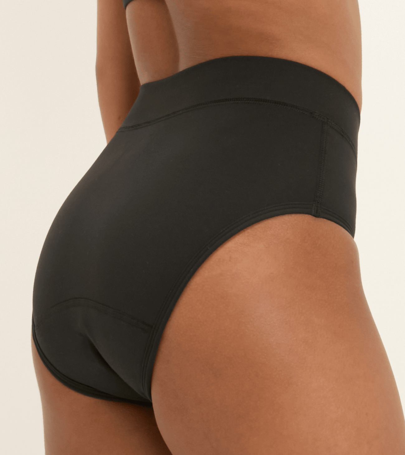 Aurora - Hugger - Black