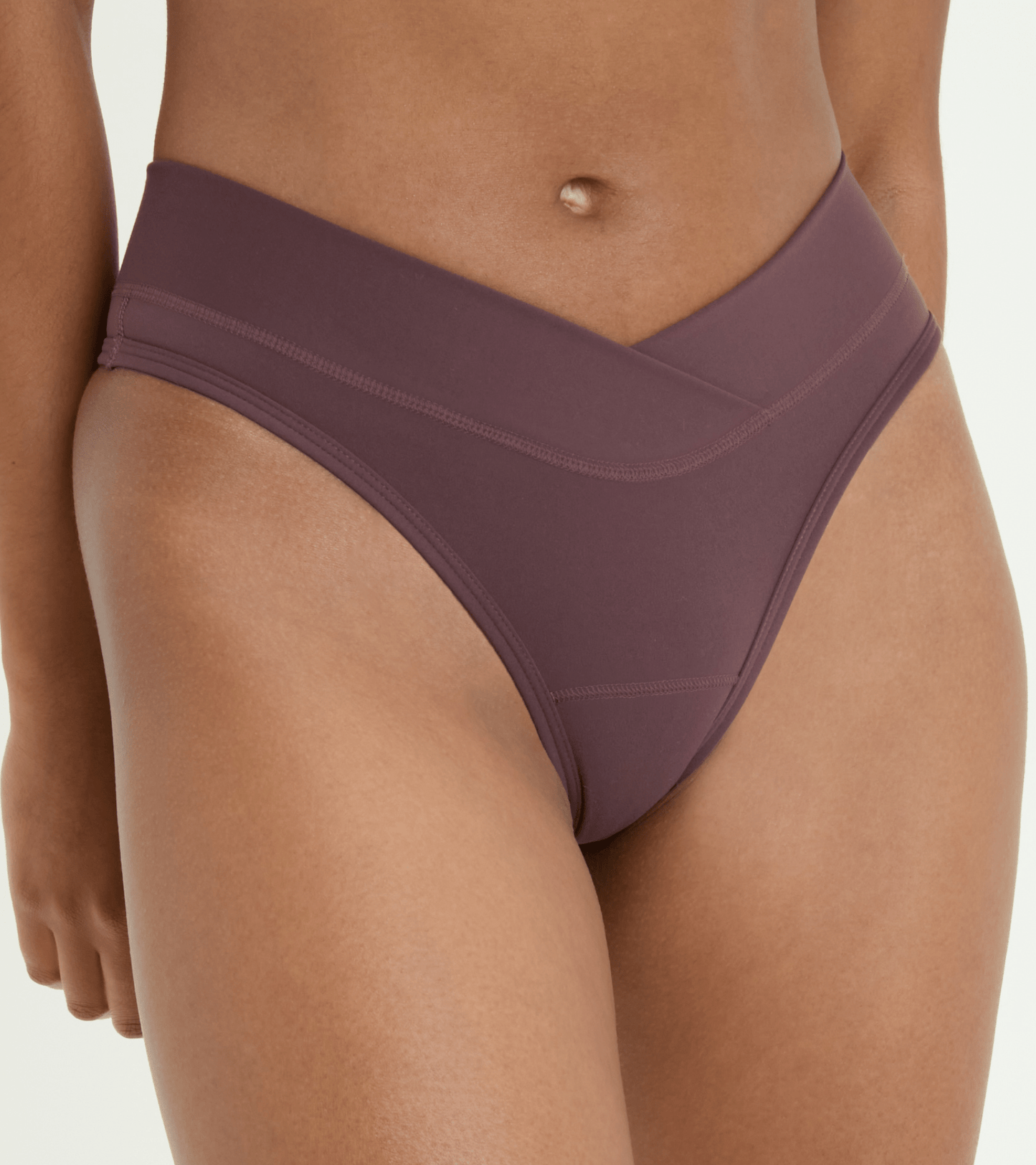 Aurora - Thong