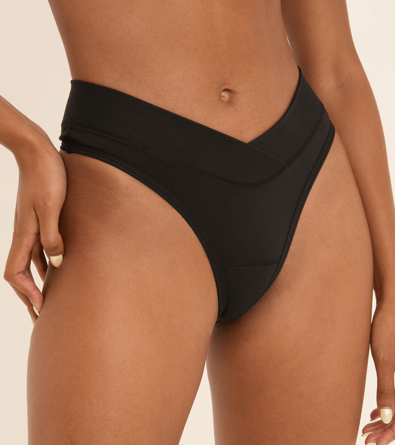 Aurora - Thong